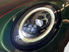 https://vehicle.imgix.net/4500115/ae5d7fa8-45f2-43c3-b904-2da9cf96082e.jpg