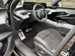 PEUGEOT 3008 e-GT Exclusive AWD