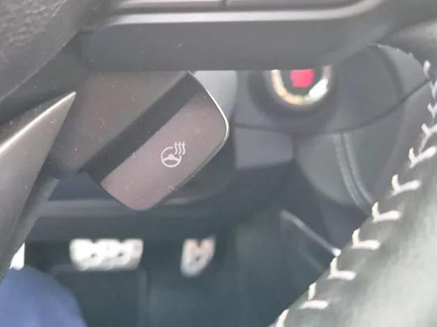 Subaru Forester Station 2.0i e-Boxer Black Edition