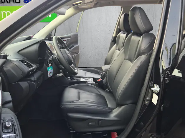 Subaru Forester Station 2.0i e-Boxer Black Edition