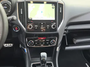 Subaru Forester Station 2.0i e-Boxer Black Edition