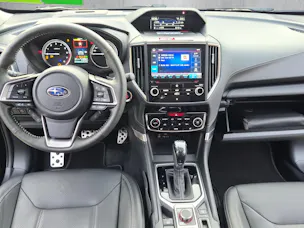 Subaru Forester Station 2.0i e-Boxer Black Edition
