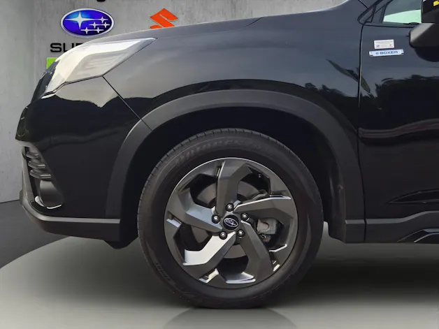 Subaru Forester Station 2.0i e-Boxer Black Edition