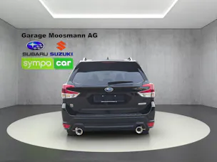 Subaru Forester Station 2.0i e-Boxer Black Edition