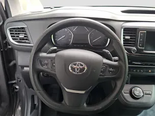 Toyota PROACE Verso L1 2.0 D Shuttle