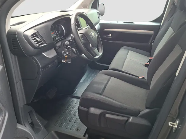 Toyota PROACE Verso L1 2.0 D Shuttle