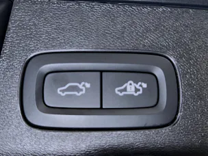VOLVO XC60 2.0 T6 TE Plus Dark eAWD