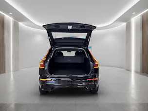 VOLVO XC60 2.0 T6 TE Plus Dark eAWD