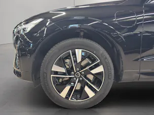 VOLVO XC60 2.0 T8 TE Plus Dark eAWD