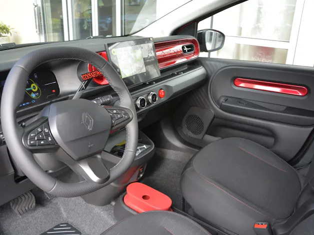 RENAULT Twingo E-Tech Urban Range techno