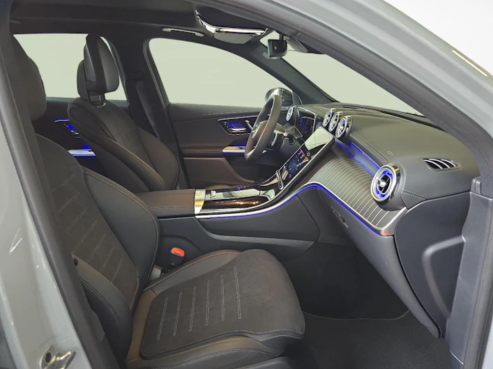 Fahrzeugbild MERCEDES-BENZ GLC 300