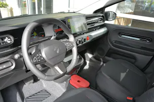 RENAULT Twingo E-Tech Urban Range techno