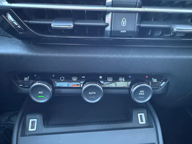 CITROEN Citroën e-C4 X Shine Pack
