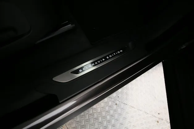 Land Rover Range Rover Velar 2.0 P400e Belgravia Edition Black