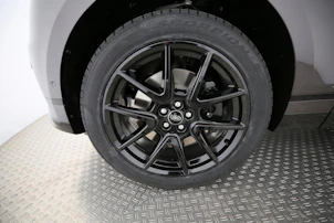 Fahrzeugbild LAND ROVER Range Rover Velar 2.0 P400e Belgravia Edition Black