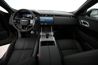 https://vehicle.imgix.net/4500271/852e4fad-1f7a-4dc9-b2a0-6a594ee1022e.jpg
