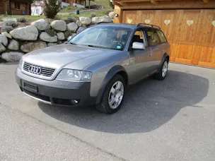 AUDI A6 Avant 2.7 T V6 30V Turbo quat.