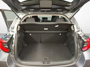 Toyota Yaris 1.5 VVT-i HSD Trend