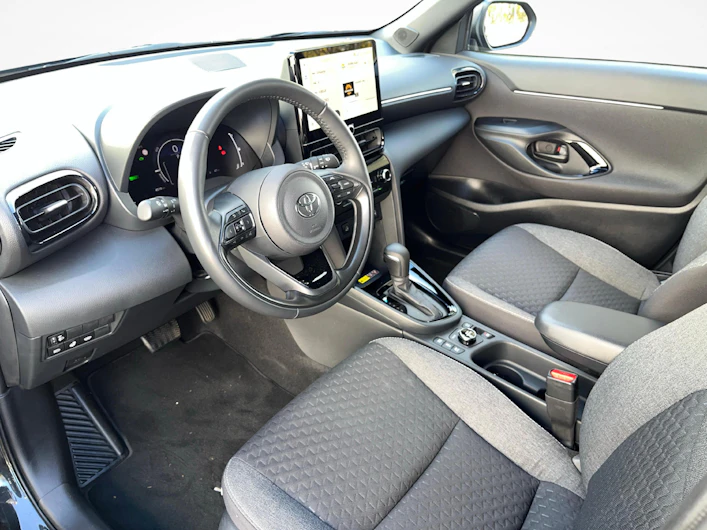 Fahrzeugbild TOYOTA YARIS CROSS
