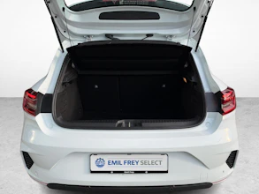 https://vehicle.imgix.net/4500411/4a0ce3cb-5ecf-4ff5-b1cf-52a4ad6af6e1.jpg