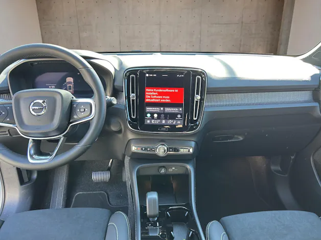 VOLVO EX40 Twin Black Edition AWD