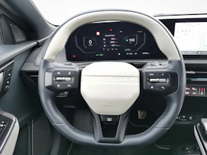 https://vehicle.imgix.net/4500429/c5270b51-368e-4e39-bdc1-604d24dfc8da.jpg