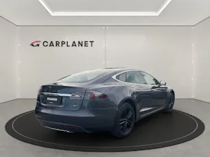 Tesla Model S 85 D