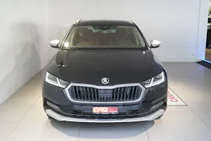 SKODA Octavia Scout 2.0 TDI 4x4 DSG