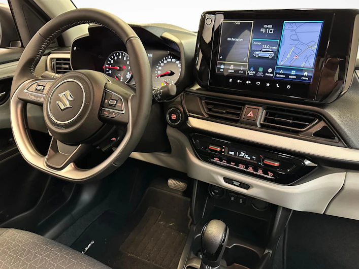 image du véhicule SUZUKI SWIFT