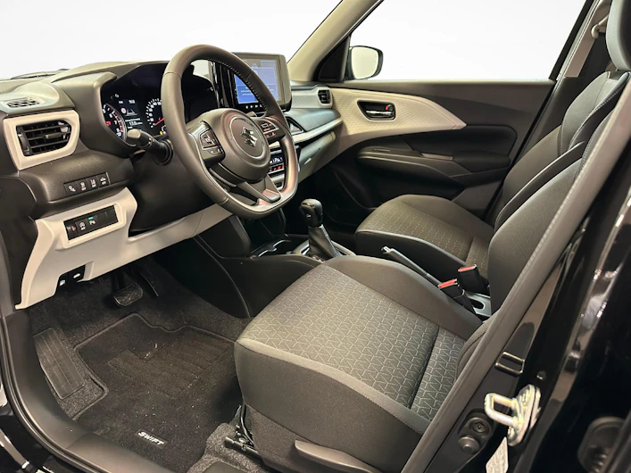 image du véhicule SUZUKI SWIFT