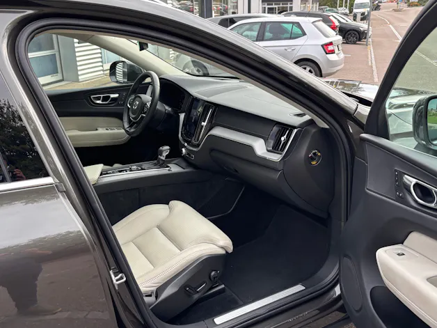 VOLVO XC60 2.0 T5 Inscription AWD