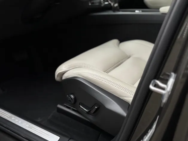 VOLVO XC60 2.0 T5 Inscription AWD