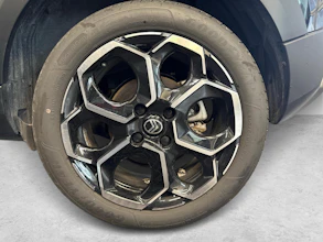 https://vehicle.imgix.net/4500678/bc39928e-4b50-488e-bd7e-5974da73074d.jpg