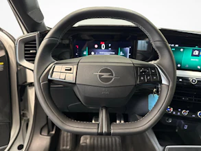 https://vehicle.imgix.net/4500692/427d3379-eac8-4f69-96bf-64dbc0028bf7.jpg