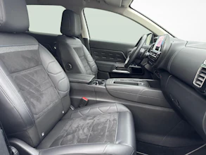 https://vehicle.imgix.net/4500712/6c756a08-1260-4f02-81b2-b31ad6821b10.jpg