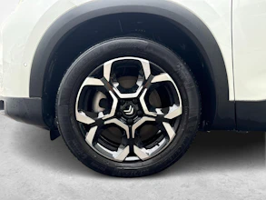 https://vehicle.imgix.net/4500712/cf1be297-bdf0-4b8c-b47b-6da03bc927df.jpg