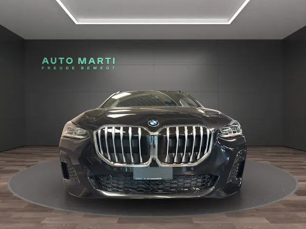 BMW 2er Reihe U06 Active Tourer 220i paddles