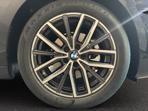 BMW 2er Reihe U06 Active Tourer 220i paddles