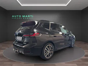BMW 2er Reihe U06 Active Tourer 220i paddles