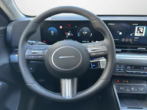 HYUNDAI Kona 65,4 kWh Electric Amplia inkl. Wärmepumpe MY26