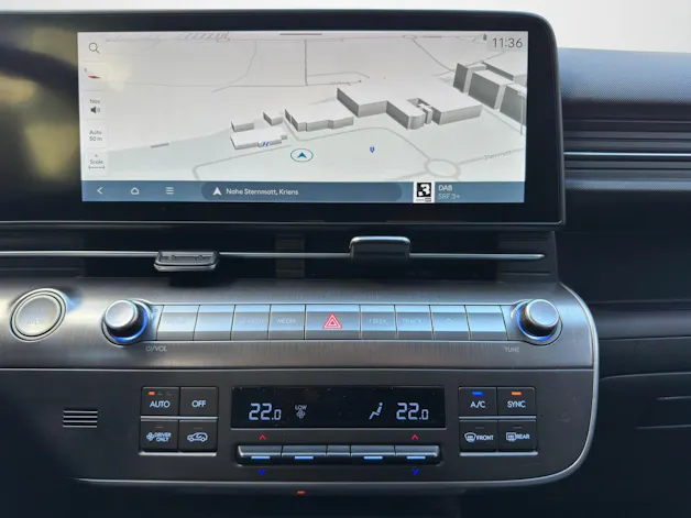 HYUNDAI Kona 65,4 kWh Electric Amplia inkl. Wärmepumpe MY26