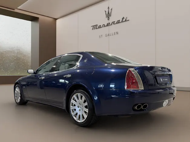 MASERATI Quattroporte 4.2 V8