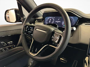 Fahrzeugbild LAND ROVER Range Rover Sport 3.0 I6 P460e Battersea Edition