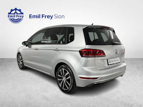 https://vehicle.imgix.net/4500836/086fa3a7-f19f-4063-ad54-07b1bfb177fe.jpg