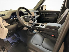 Fahrzeugbild LAND ROVER Defender 110 3.0 D I6 250 X-Dynamic SE