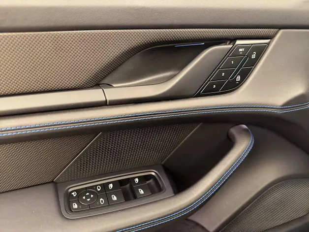 PORSCHE Taycan Turbo S Sport Turismo