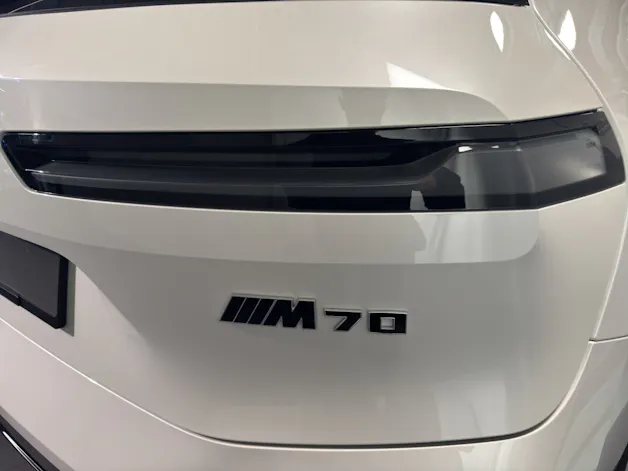 BMW iX I20 M70