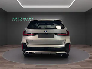 BMW X1 U11 20i sDrive paddles