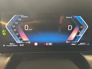 BMW X1 U11 20i sDrive paddles