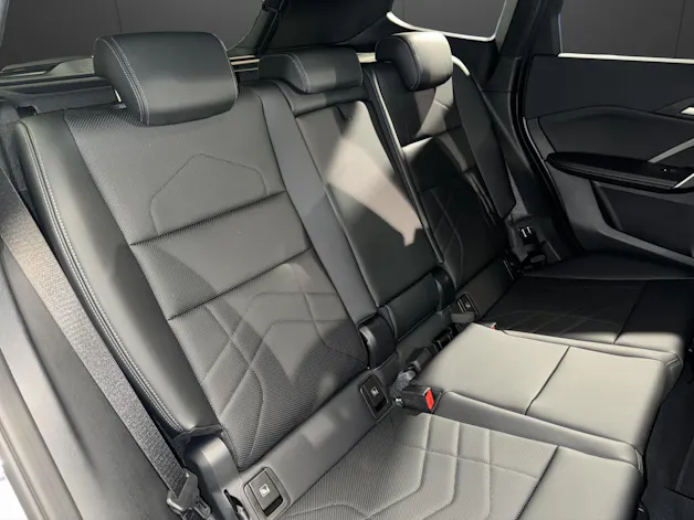 BMW X1 U11 20i sDrive paddles